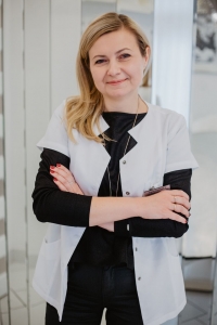 Dr Monika Szydłowska-Jakimiuk